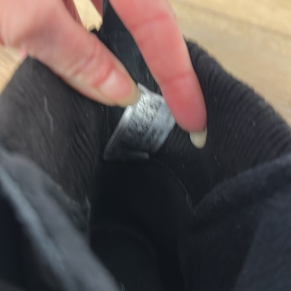 Cougar Briar Waterproof Leather Sneaker Boot in Black size 8 - Picture 9 of 12